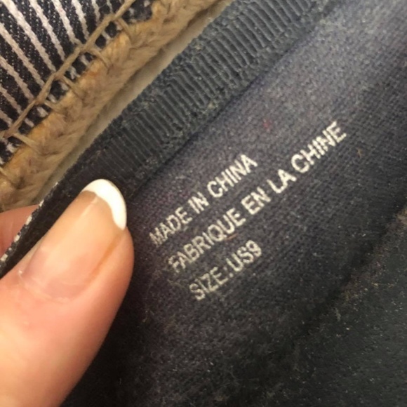 Shoes - Picture 4 of 4